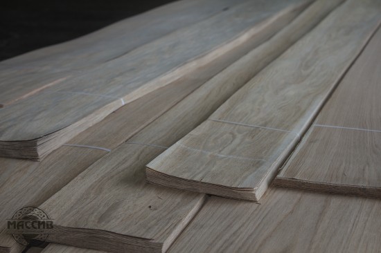 Шпон Дуб 0,6 мм (Тангенциальный)