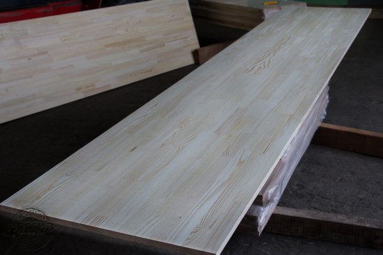 Подступенок для лестницы. Сосна. Сорт: АА. Размеры: 18*200*800